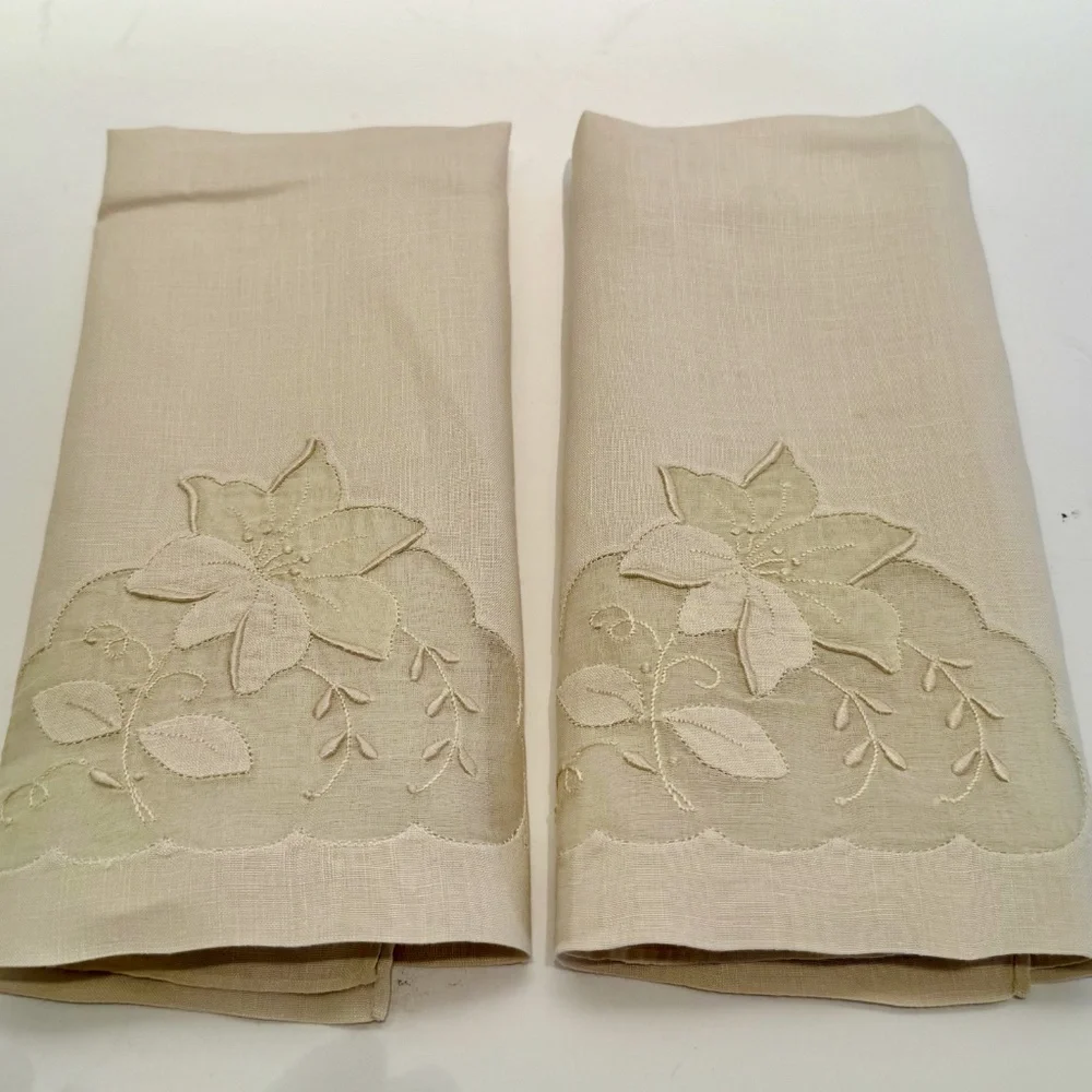Pair Vintage Beige Madeira Linen & Organza  Fingertip Towels